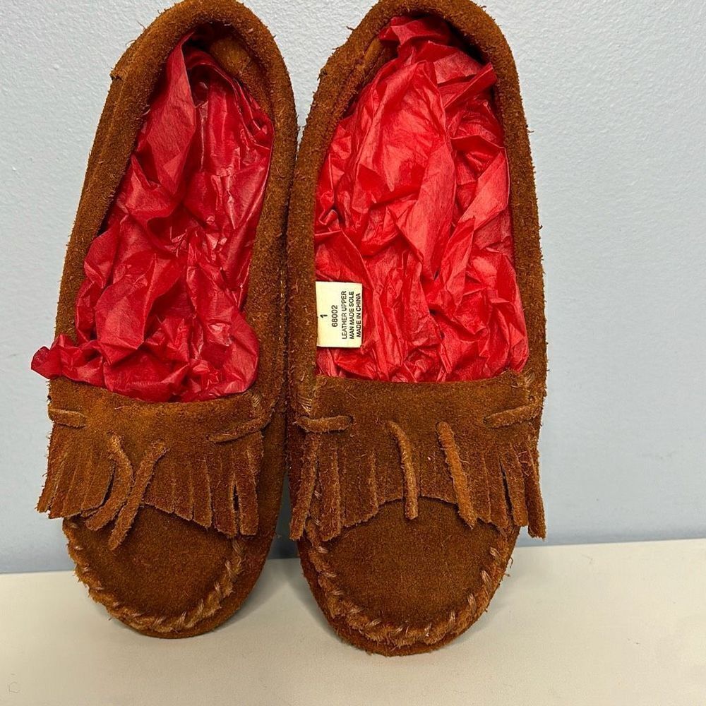Minnetonka Brown Leather Moccasins Kids Sz 1